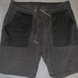 Mens Forever 21 black shorts (M)